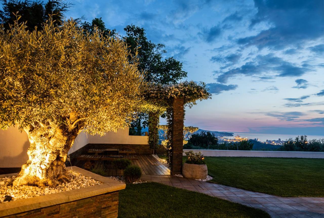 Villa Sunset Pool & Spa Apartments Zgornje Skofije Luaran gambar