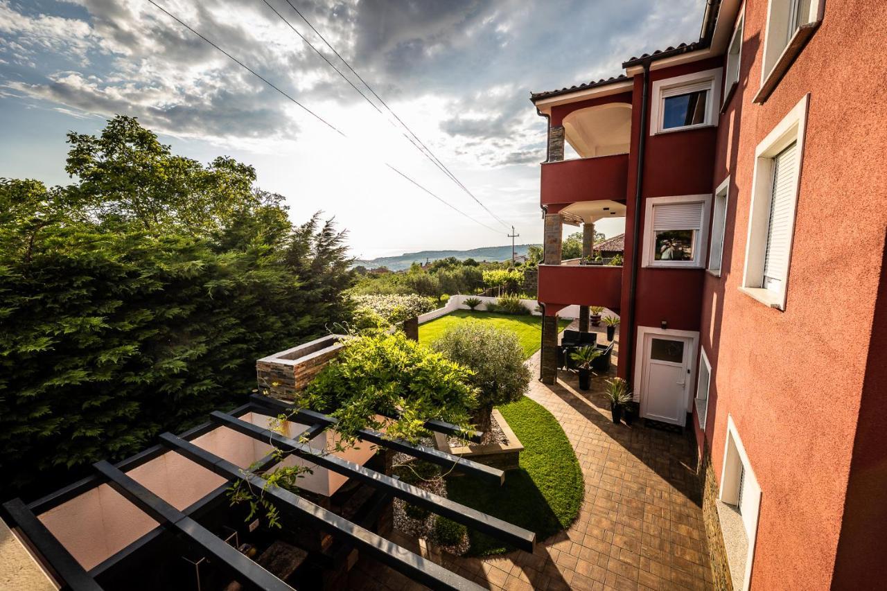 Villa Sunset Pool & Spa Apartments Zgornje Skofije Luaran gambar