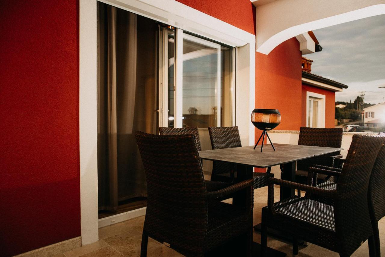 Villa Sunset Pool & Spa Apartments Zgornje Skofije Luaran gambar
